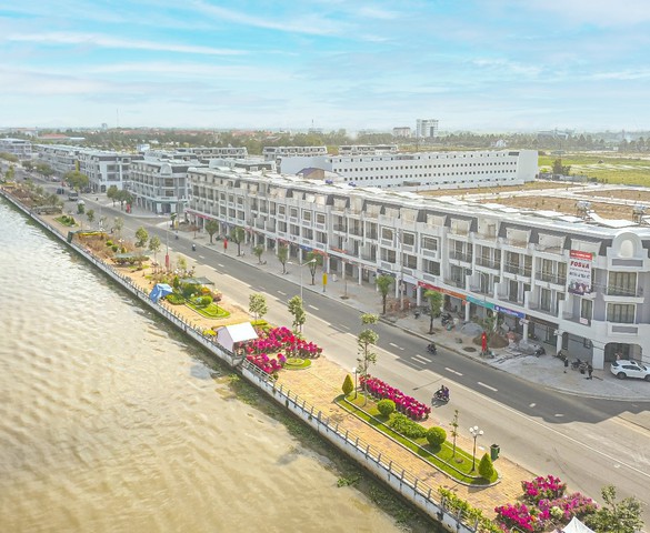 Nhịp sống giao thương “trên bến, dưới thuyền” bên dòng Xà No