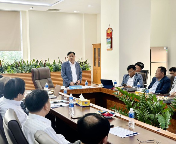 Lãnh đạo VNREA làm việc với doanh nghiệp bất động sản phía Nam bàn về giải pháp triển khai nhà ở xã hội, nhà ở công nhân