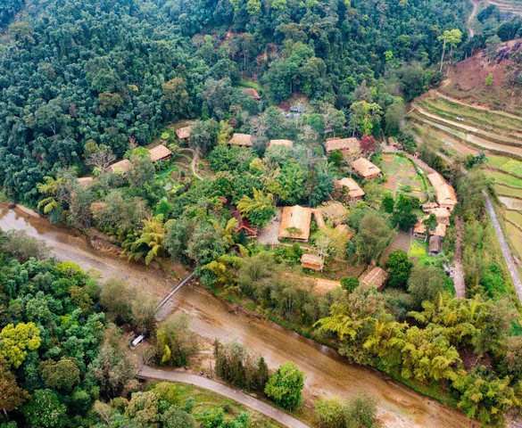 Panhou Retreat: “Ru mình” trong màu xanh thuần khiết của Hoàng Su Phì