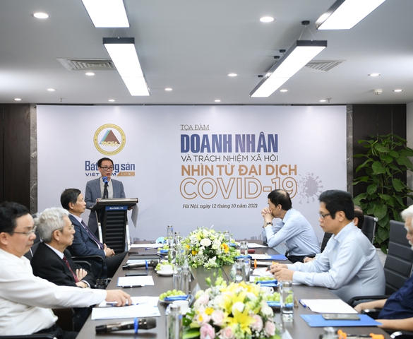 Tọa đàm “Doanh nhân và trách nhiệm xã hội nhìn từ đại dịch Covid-19”