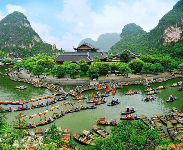  Đưa quần thể Danh thắng Tràng An trở thành khu du lịch hấp dẫn của Việt Nam và quốc tế