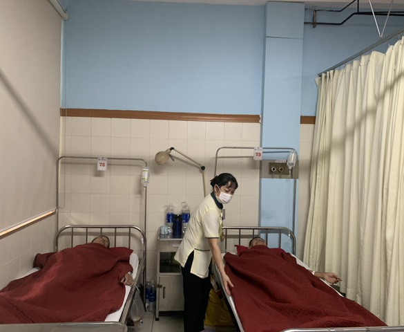 Bệnh viện Trung ương Huế: Tăng cường chống rét cho bệnh nhân và người nhà