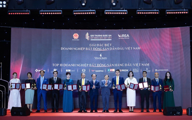 Giải Đặc biệt Doanh nghiệp bất động sản dẫn đầu Việt Nam và TOP 10 doanh nghiệp bất động sản hàng đầu Việt Nam
