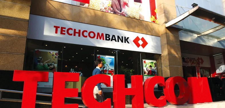 Techcombank lập kỷ lục lợi nhuận quý II, lãi 18.500 tỷ đồng sau 6 tháng